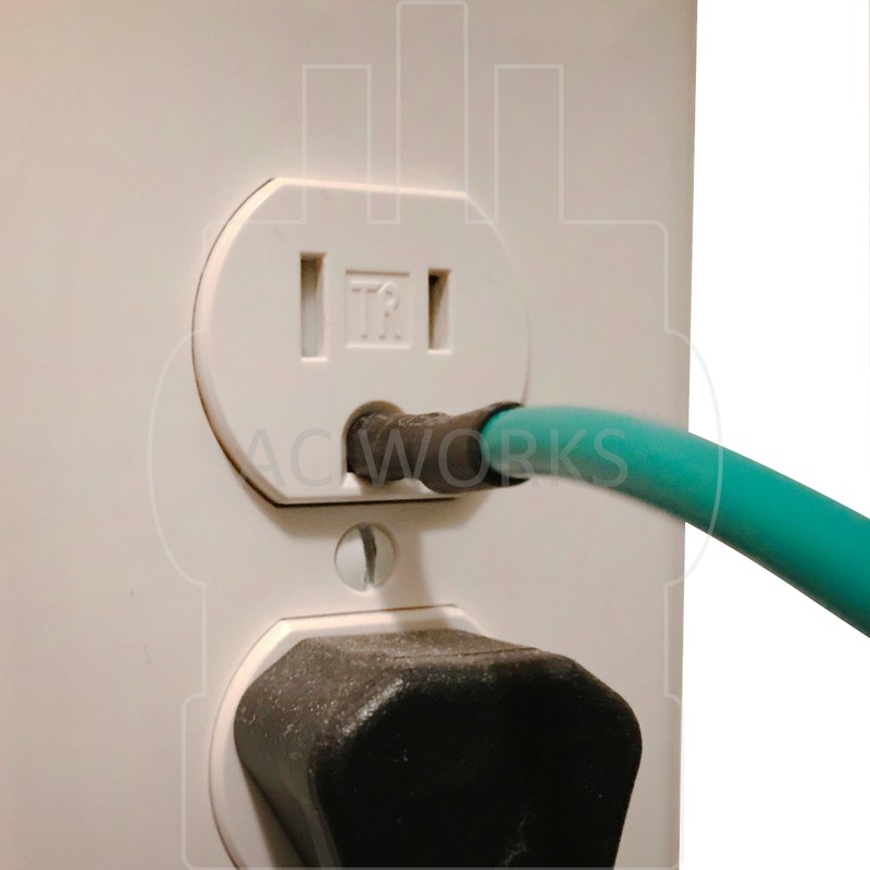AC WORKS 30 Amp 4-Prong Dryer Wall Outlet Adapter (To