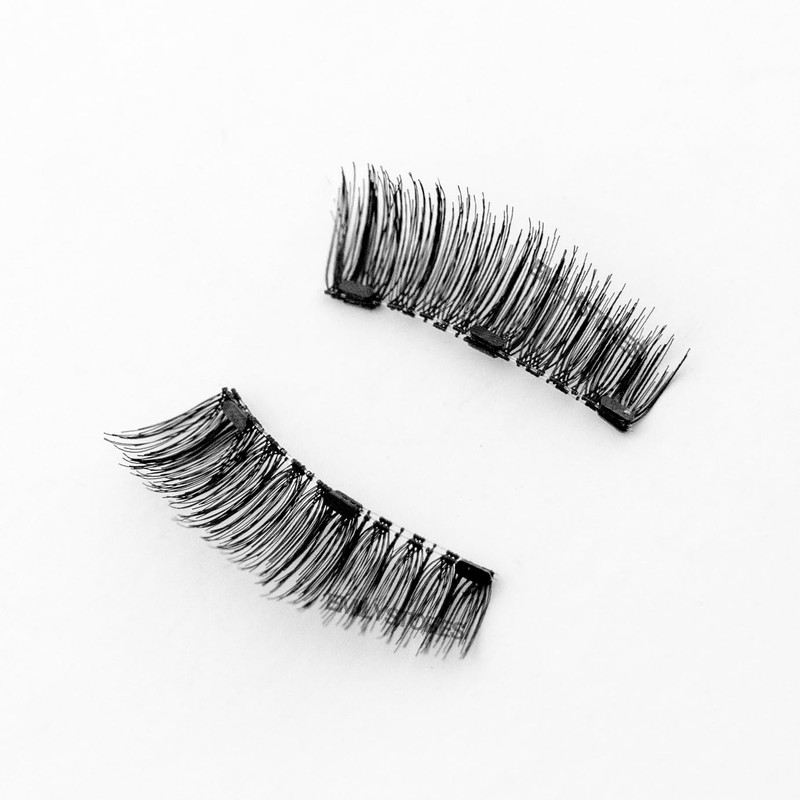 EMILYSTORES Magnetic Half Lashes, Short Magnet Eyelash with Free Applicator