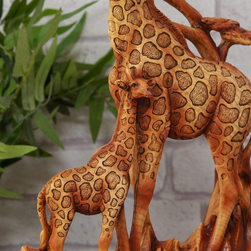 MAISONICA Giraffe Mother & Calf Wood Effect Resin Figurine Ornament