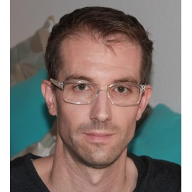 BLUELESS Vintage Reading Glasses Men Women（Black/Clear，+1.75）