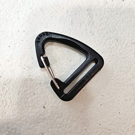Triangular Carabiner for Backpack & Bag Strap Attachment Hook 50ea