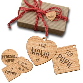 FILIGRAVO Pack of 2 Wooden Gift Tags – Loving Tags Made of Real Wood for Gifts Christmas Birthday – Wooden Pendant Labels for Family