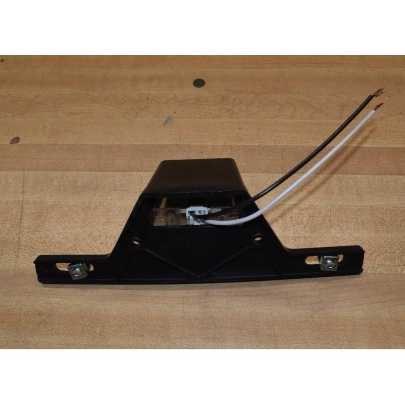 Command Electronics 003-70B Incandescent License Plate Holder & Light