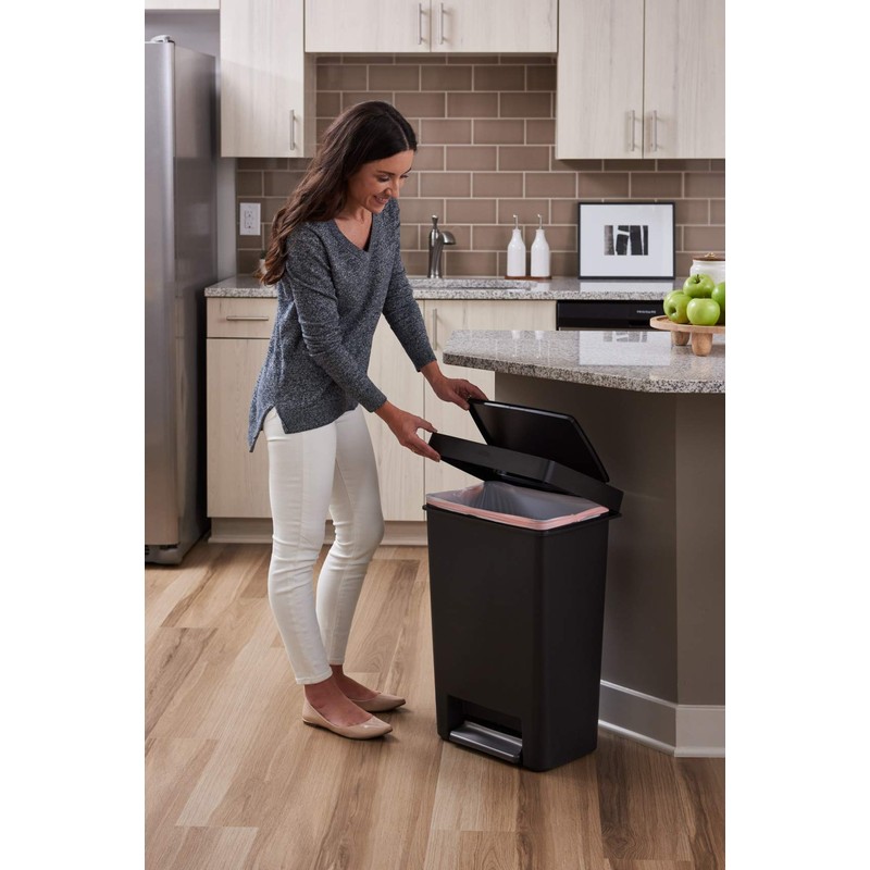 Rubbermaid Premier Series II Step-On Trash Can for Home and