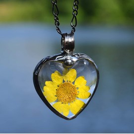 Sunflower Heart Necklace for Women, Large Real Pressed Flower Pendant, Yellow Wildflower Jewelry, Sunflower Gift for Mothers Day, Wife, Artisan Hand Made by Bayou Glass Arts (36, Gunmetal Finish)