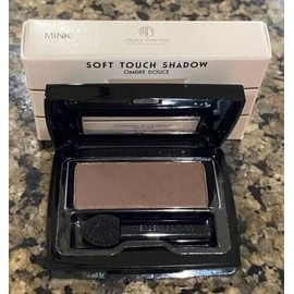 Eyeshadow Merle Norman Soft Touch Eye Shadow....Shad