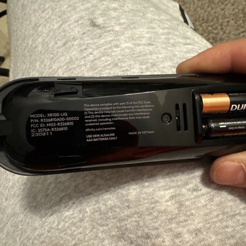 XUMO Black Wireless 4K UHD Smart TV Voice Remote Control