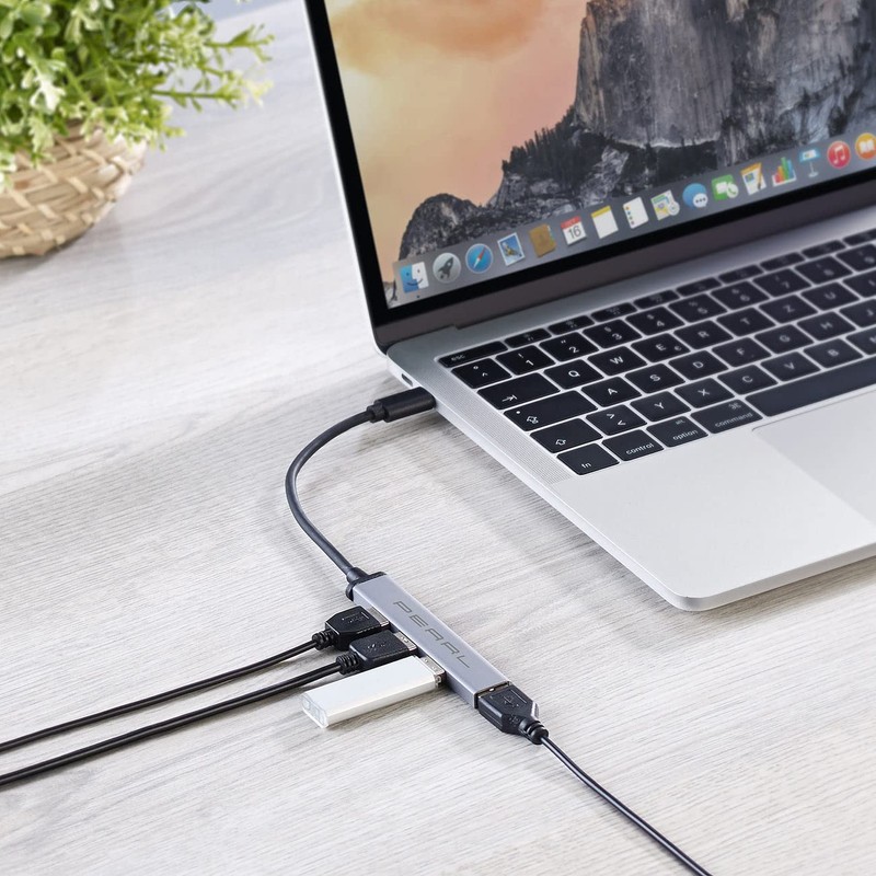 PEARL 4-Port USB C Hub Splitter 1x USB 3.0 3x