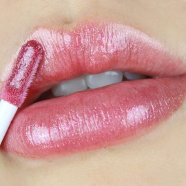 Half Caked Instant Crush Lip Gloss | vegan & cruelty-free, long-lasting, high shine, non-sticky | 3ml (Caught Up)