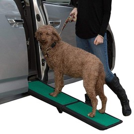 Pet Gear supertraX Ramps for Dogs and Cats, Maximum Traction Surface, Portable/Easy-Fold (No Tools Required), Built in Handle for Travel, 5 Models, 42-71 Inches Long, Supports 150-200lbs Black/Green