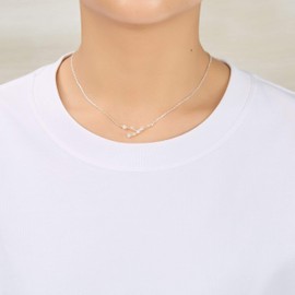 Philip Jones Sternzeichen-Halskette mit Sternzeichen Stier und Zirkonia-Kristallen, Kristall, Zirkonia-Kristall