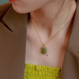 CUSIOALQQ Jade Necklace for Women Gold Chain Natural Jade Pendant Pale Green 18K Gold Plated Sterling Silver Handmade Dainty Pendant Necklace