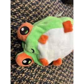 TeeTurtle Reversible Tree Frog Plush