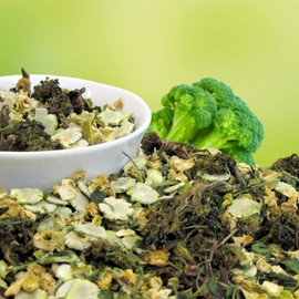 Original-Leckerlies: Grüner Gemüse-Kräutermix, 500g getreidefreie Gemüseflocken, Hundeflocken, Hundefutter, Naturprodukt für Hunde, barfen