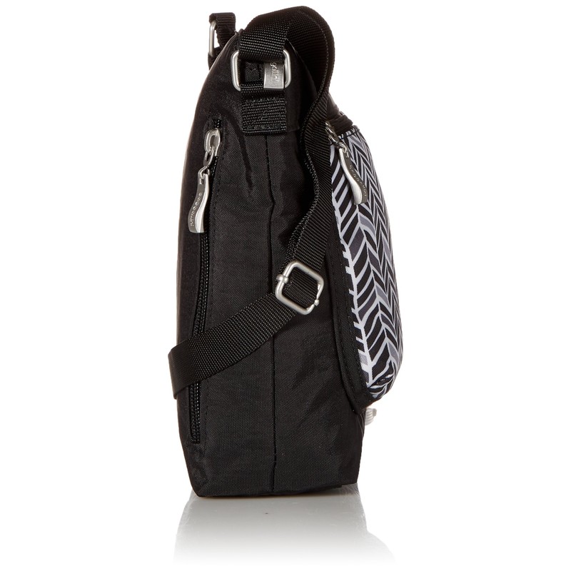 Pocket Medium Crossbody Cross Body, BLACK & GREY CHEVRON, One