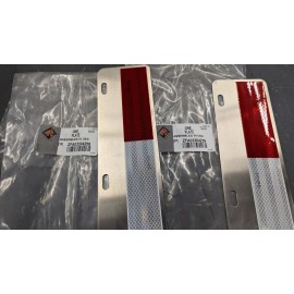 Fleet Engineers Pair 033-04259 Mudflap Reflector Plate Universal Conspicuity Plates ZFA03304259