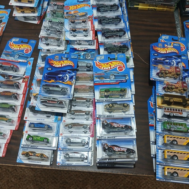 HOTWHEELS MAINLINE LOT OF 5 PICK AND CHOOSE MIX LISTING