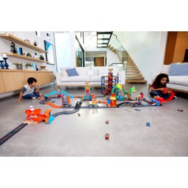 HOT WHEELS City HDN95 Extension Track Set Including 10 Components for Customisation and Action Car, Children from 4 Years