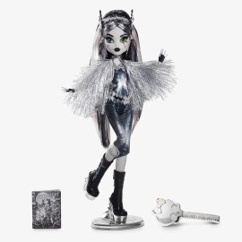 Mattel SDCC 2022 Exclusive Monster High Collectors Voltageous Frankie Stein Doll Mattel