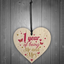 RED OCEAN 1 Year Anniversary Wooden Heart Plaque Mr And Mrs Wedding For Her