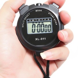 Sports Stopwatch Timer, Professional Digital Stopwatch, Multi-Function Sport Digital Stopwatch Large Display, Referee Stopwatch LCD Shockproof, For Training Swimming Running Exercise Sports (Black)