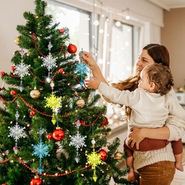 3PCS Acrylic Crystal Snowflakes Christmas Tree Ornament Hanging Clear Snowflake Icicle Drop Pendants for Xmas Winter Christmas Outdoor Indoor Party Decoration Supplies