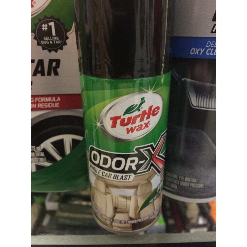 Turtle Wax Premium Auto Detailing Kit! Comes with 5 titles