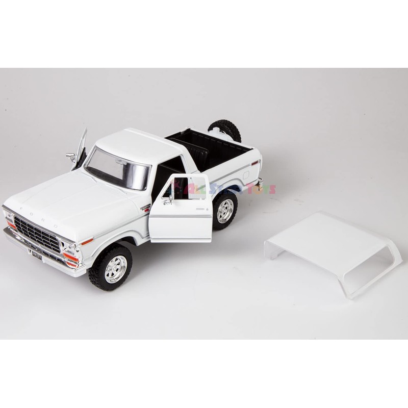 1978 Ford Bronco 1:24 Diecast Model Car White SUV SUT