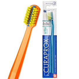 Cepillo de dientes de ortodoncia Curaprox CS 5460: cuidado de brackets para adultos | limpieza suave con ranura para brackets | color aleatorio | envase individual