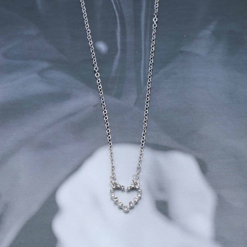 Yheakne Boho Crystal Heart Choker Necklace Silver Love Heart Pendant