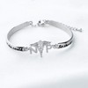 Pulsera de enfermera profesional de HOLLP con texto en inglés