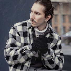 Harssidanzar Men Leather Gloves,Suede Lambskin Shearling Fur Cuff Thick Wool Lined Heated Warm for Winter Cold Weather Dress Driving Gloves KM043UK,Black,Size L