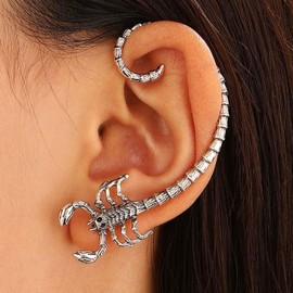 Xmsrn Vintage Scorpion Ear Cuff Wrap Earrings Silver Goth Scorpion Ear Climber Earrings Punk Scorpion Wrap Around Earrings Dangerous Scorpion Cartilage Ear Clip Earrings for Women