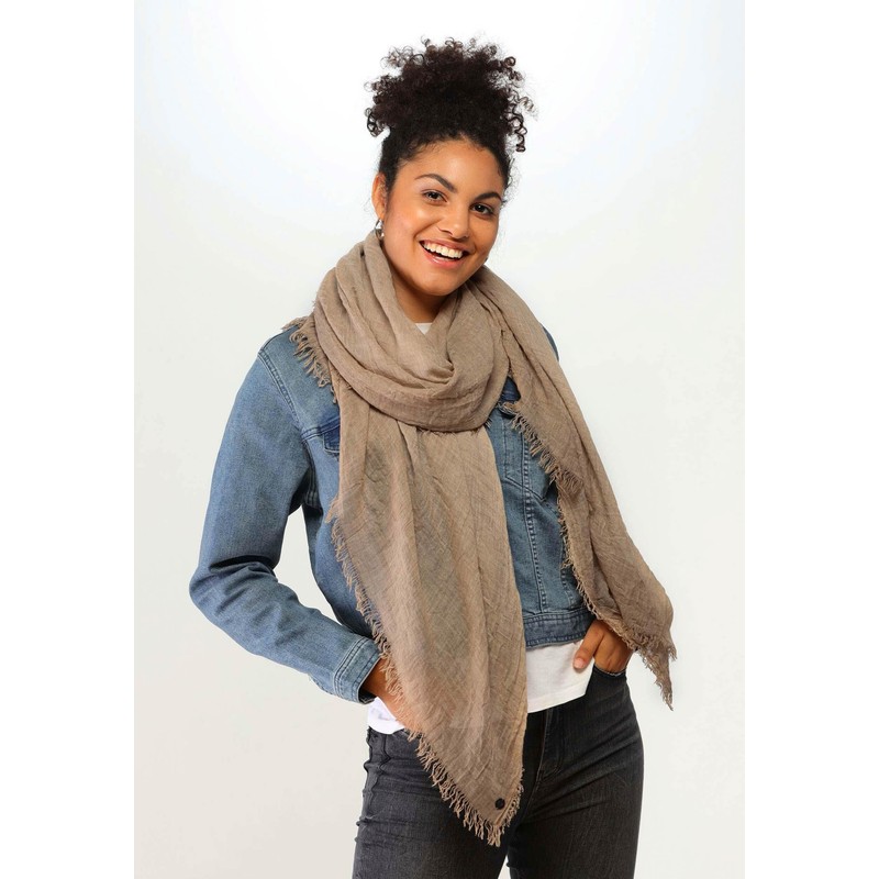 FRAAS Women's Viscose Blend Stole, camel