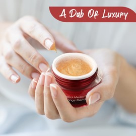 Vine Vera Merlot Peeling Gel - Face Scrub Peel to Gently Exfoliate Skin - Vine Vera Products for All Skin Types - Resveratrol Skin Care Products from the Vine Vera Collection - 50 Ml / 1.69 Fl Oz.