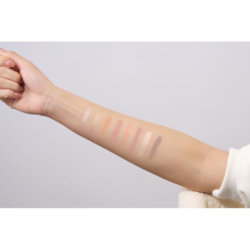Iromikke 8 Color Eyeshadow Palette (Daisy Dream)