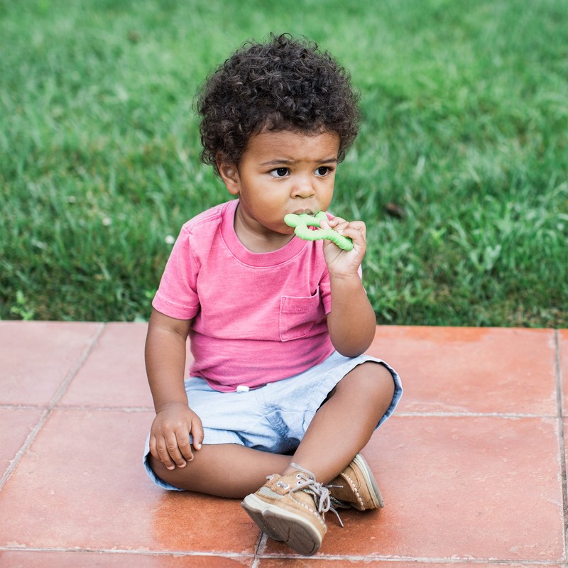 green sprouts Front & Side Teether-Green