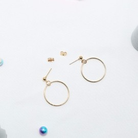 TseenYi Circle Stud Earrings Round Hollow Karma Earrings Chic Minimalist Earrings Jewellery for Women and Girls (Gold)