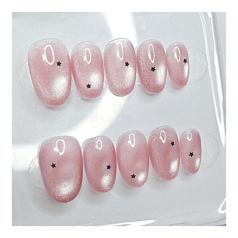 Round star magnet handmade nail tips - Petit Almond /