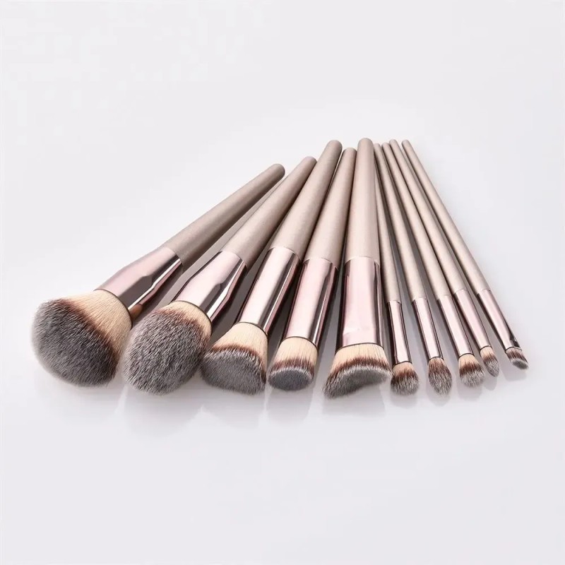Brochas De Maquillaje: Delineador Y Rubor Fashion