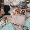 nouka Grand Bento Box | Easy to open latches |
