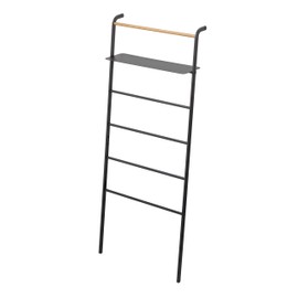 YAMAZAKI home Tower Leaning Ladder With Shelf Black