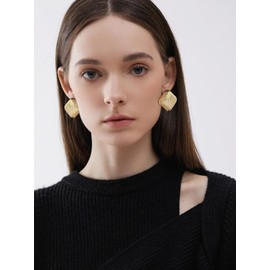 INNERDIVA Gold Square Button Stud Earrings for Women Dome Earrings Nugget Earrings Vintage Stud Earrings