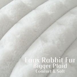 FUTEI Cream White Decorative Throw Pillow Covers 18x18 Inch Set of 2, Square Soft Faux Rabbit Fur Big Plaid Cushion Cover,Home Decor for Couch Sofa Bed Living Room