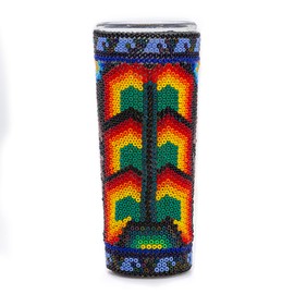 MEXTEQUIL Huichol - Vaso de chupito con abalorio - Art Chaquira con cifras de la Deidad Xirarrika - Regalo de arte popular mexicano (maíz)