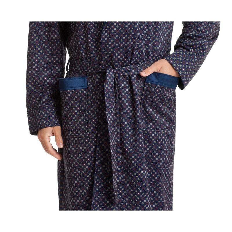 Leverie noble and high-quality dressing gown for men with elegant