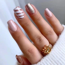 Folmywy 24 Pcs Glitter Christmas Fake Nails with Design Oval Nails for Women Acrylic Golden False Nail Stick on Nails Reusable Full Cover Xmas Manicure