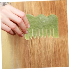 Healvian 1pc Natural Jade Massage Comb for Scalp Relief and Hair Care Lightweight and Portable Scalp Smooth and Comfortable Design for for Relaxation and Circulation