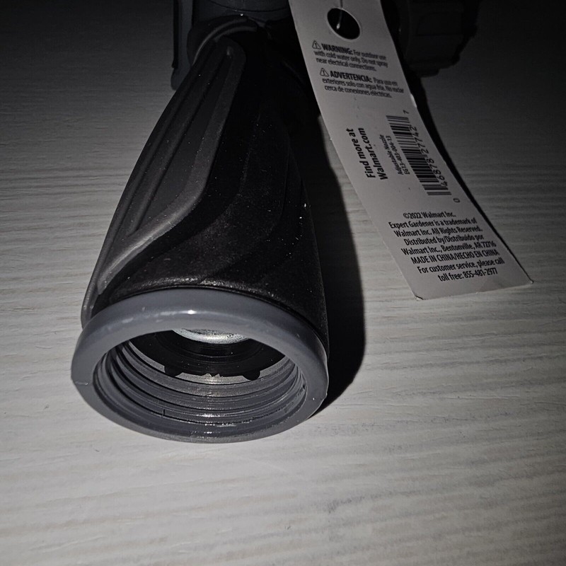 Expert Gardener Adjustable Metal Core Thumb Control Hose Watering Nozzle