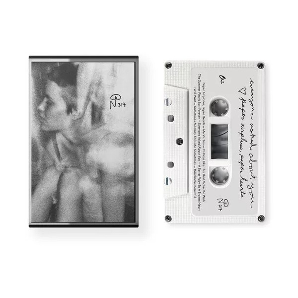 Numero Everyone Asked About - Paper Airplanes, Paper Hearts [New